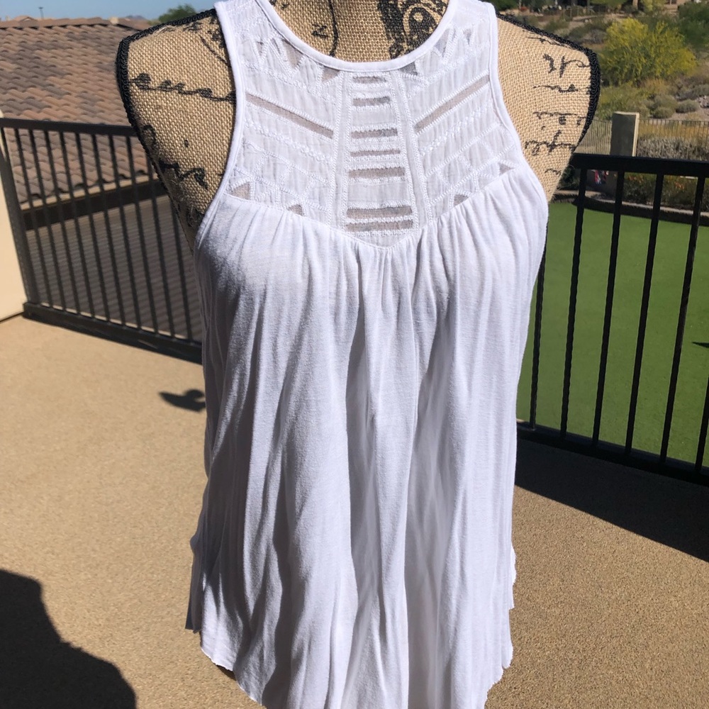O’Neill tank top.